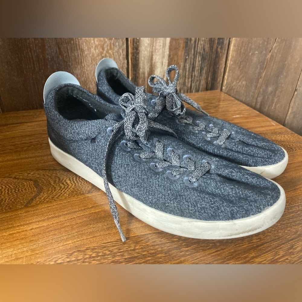 Allbirds charcoal gray merino wool runners sneakers M9 tie string flats